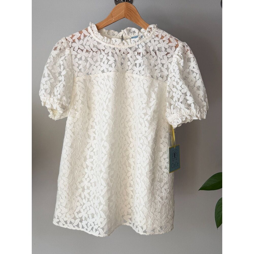 CeCe Women's Lace Ruffled Neck Short Puff Sleeve Blouse S